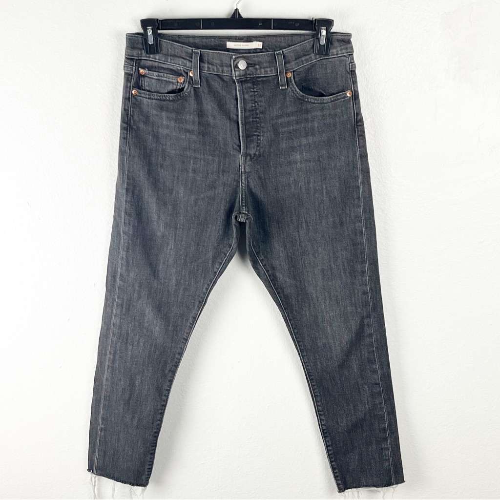 Levi’s Wedgie Black Wash Button Fly High Rise Frayed Hem Skinny Jeans, Size 32